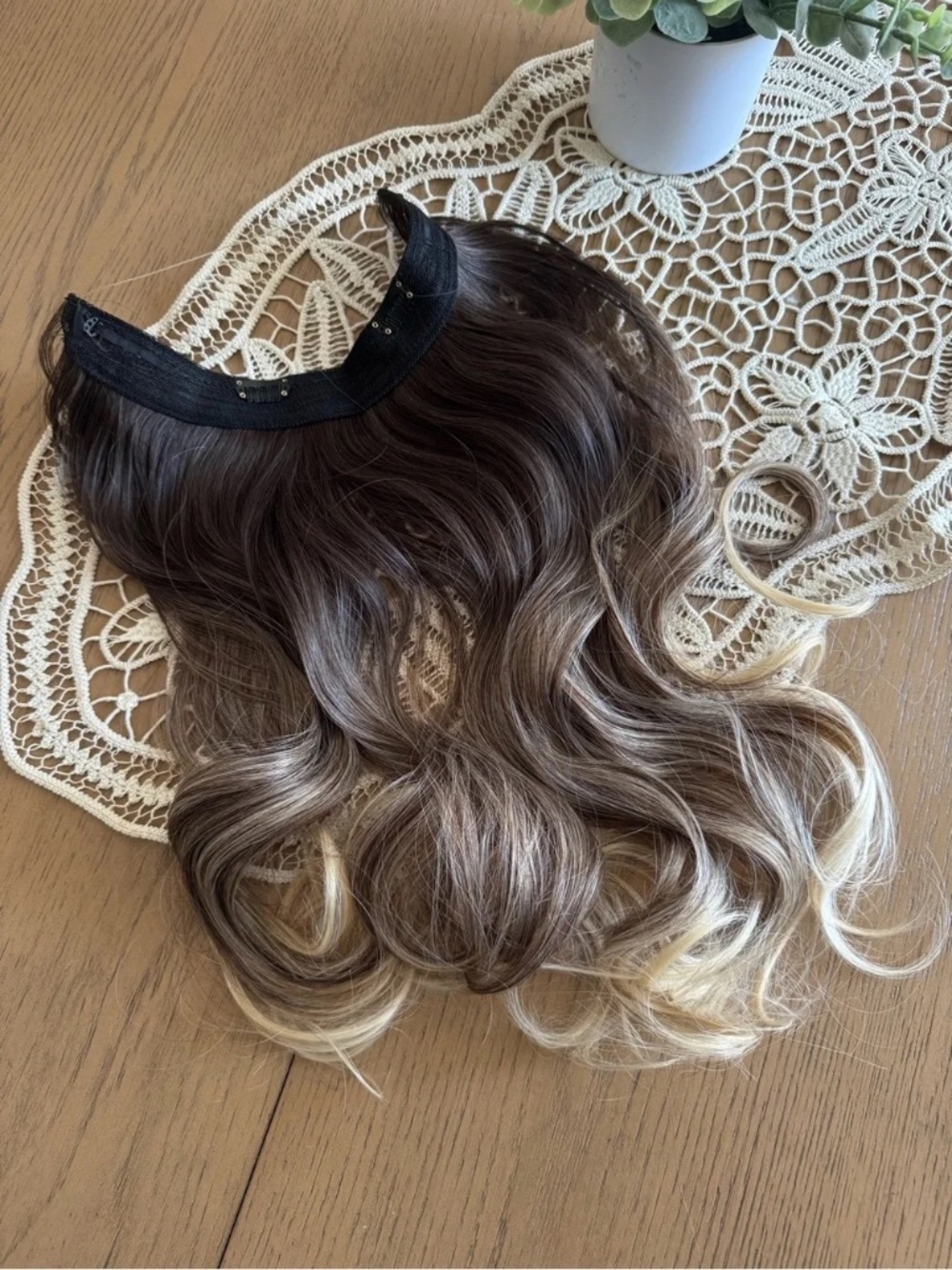 18 in Halo Hair Extension Human Hair & Synthetic Blend Brown Blonde Balayage